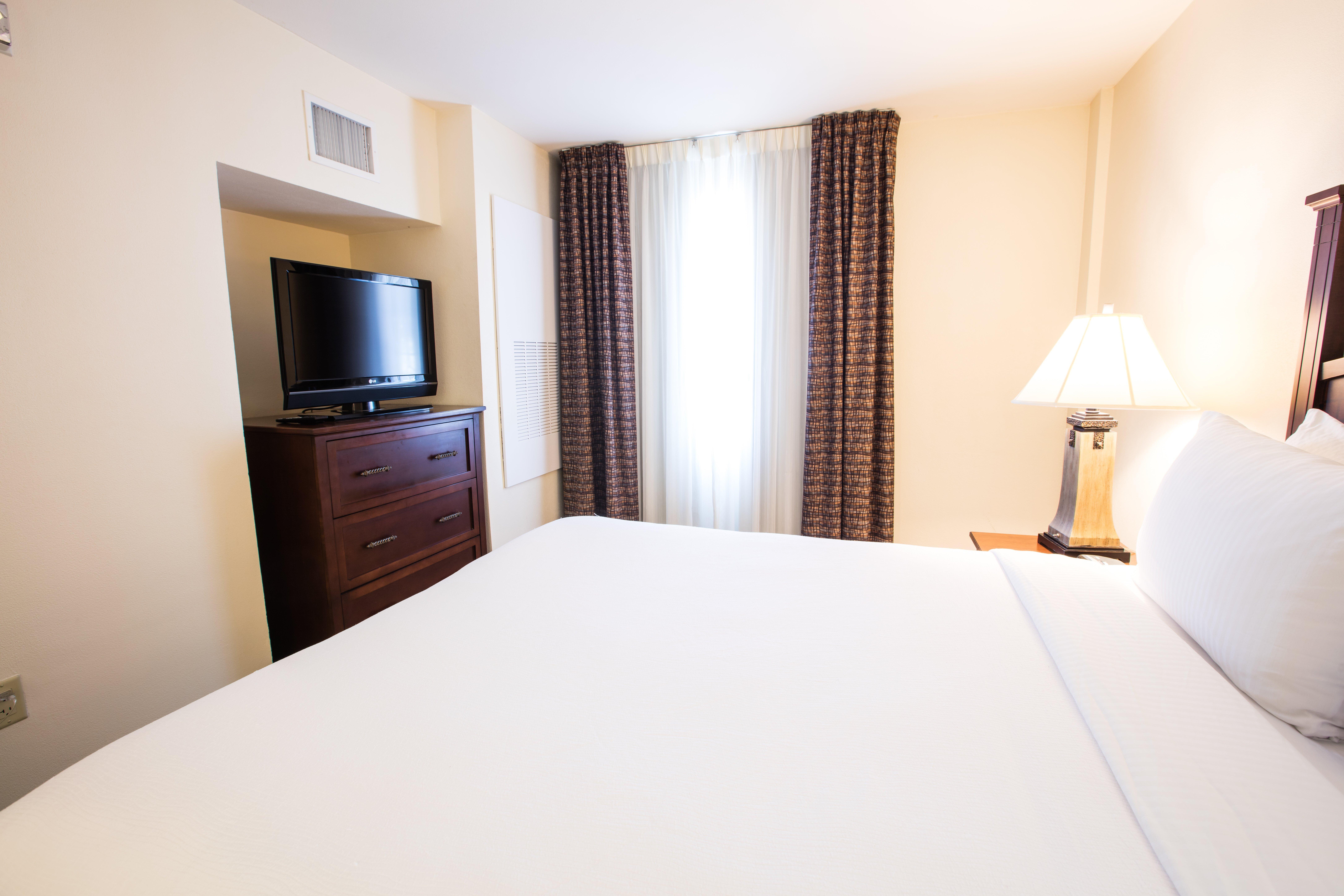 Staybridge Suites Austin Airport By Ihg Zewnętrze zdjęcie